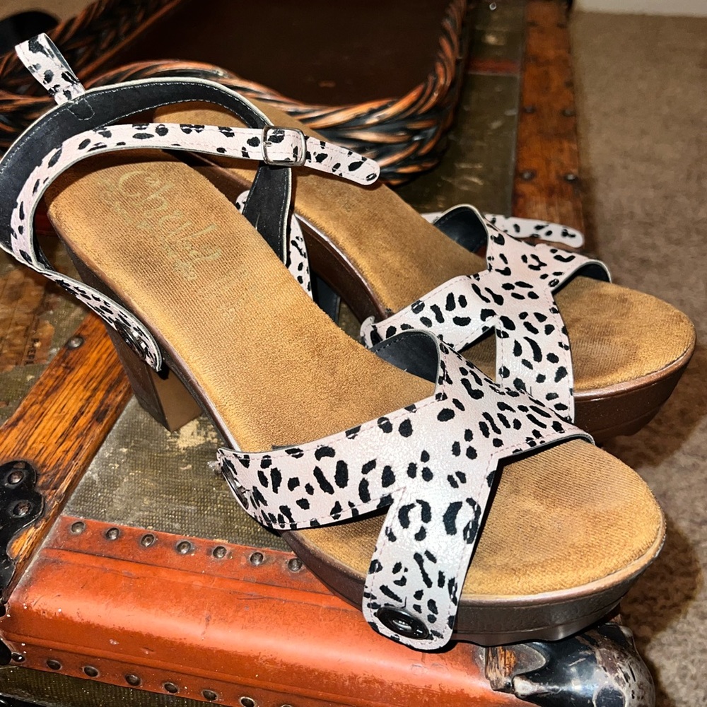 CHULA CHANGEABLE HEELS